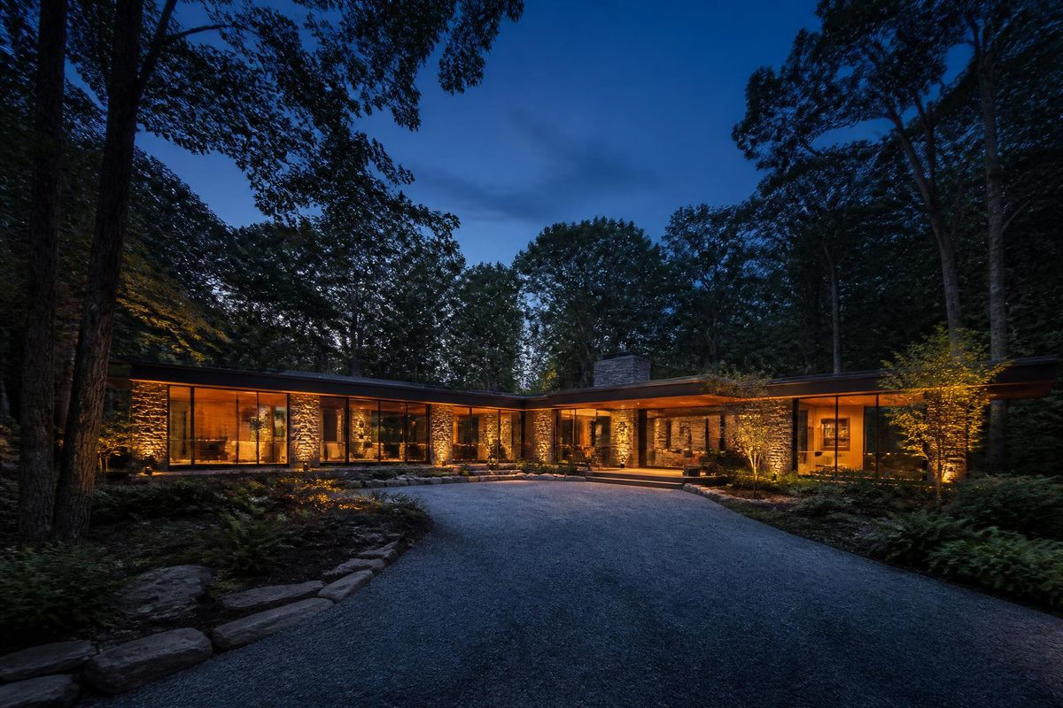 Preston Hollow, Texas — Large wooded lots inside the city limits